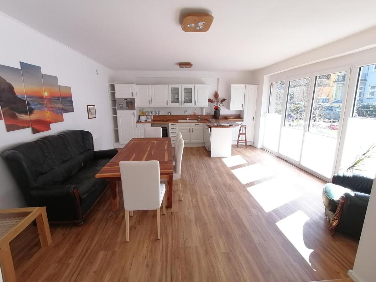 85 Qm Wohnung Pauluste Mit Terasse Und Garten Росток Экстерьер фото
